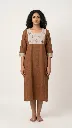 Shyli Patch emroidary top 01.webp
