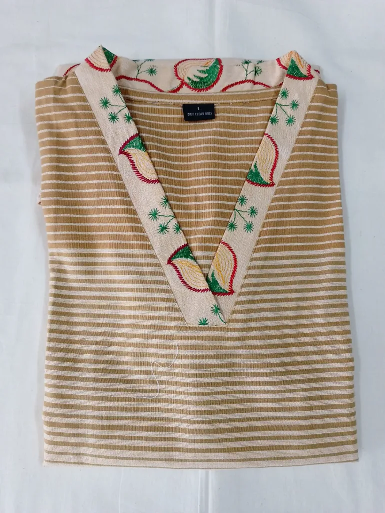 Dyaneshwari Kurti Neck Emroidary ( Top ).webp