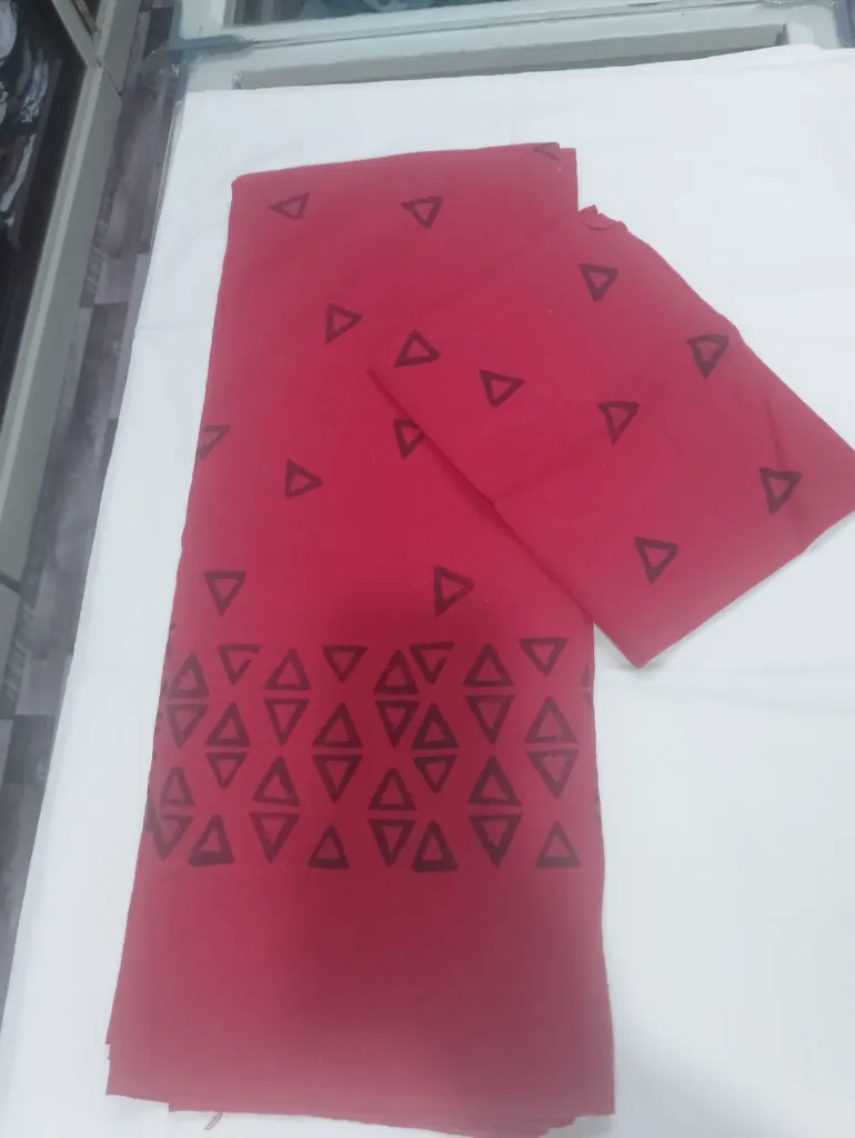 Amber Chitara Single Bedsit with Single Pillow 02.webp